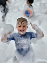 FB IMG 1685527269346 1687873144 Foam Cannon Party