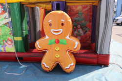 IMG 1768 1722392528 The Christmas Holiday Maze Inflatable